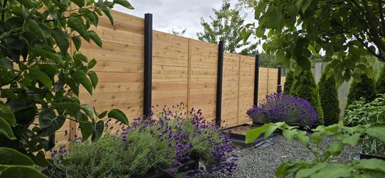 High Quality Wood Fence