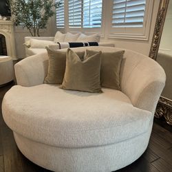 Oversize Ashley Barrel Chair – Fits 2 People