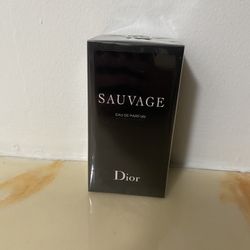 Dior Sauvage Eau De Parfum
