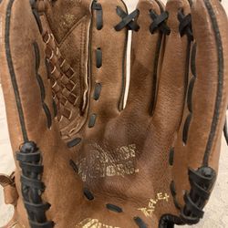 Kids’ Baseball Glove