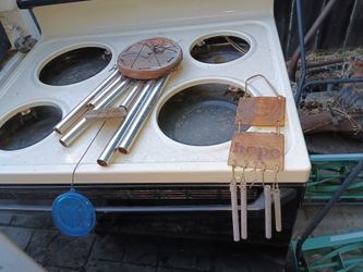 Set of 2 wind chimes