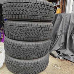 225/60/18 Bridgestone Blizzak Snow Tires 