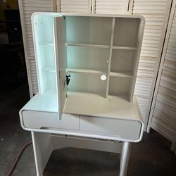 Vanity Makeup Desk with  LED Mirror white