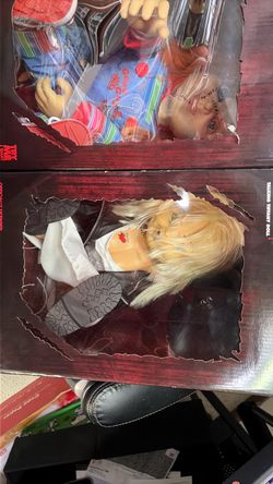 Chucky and Tiffany Talking Dolls Set
