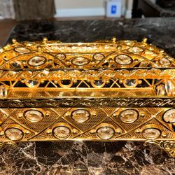 Gold Box For Tissues With Diamond On It