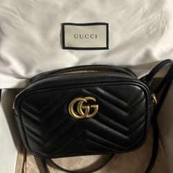 GG Marmont mini camera bag