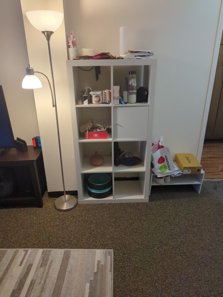 Cabinet/shelf