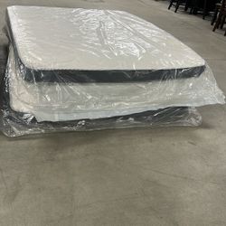 Queen Memory Foam Mattress Closeout Sale