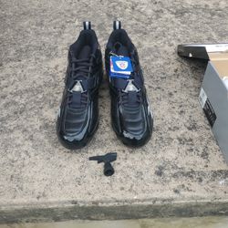 Brand New Football Cleats Size 26