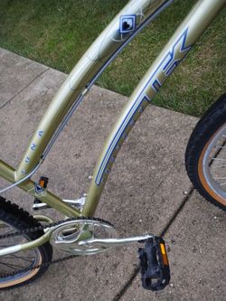26" Huffy Bike for Sale in Bolingbrook, IL OfferUp