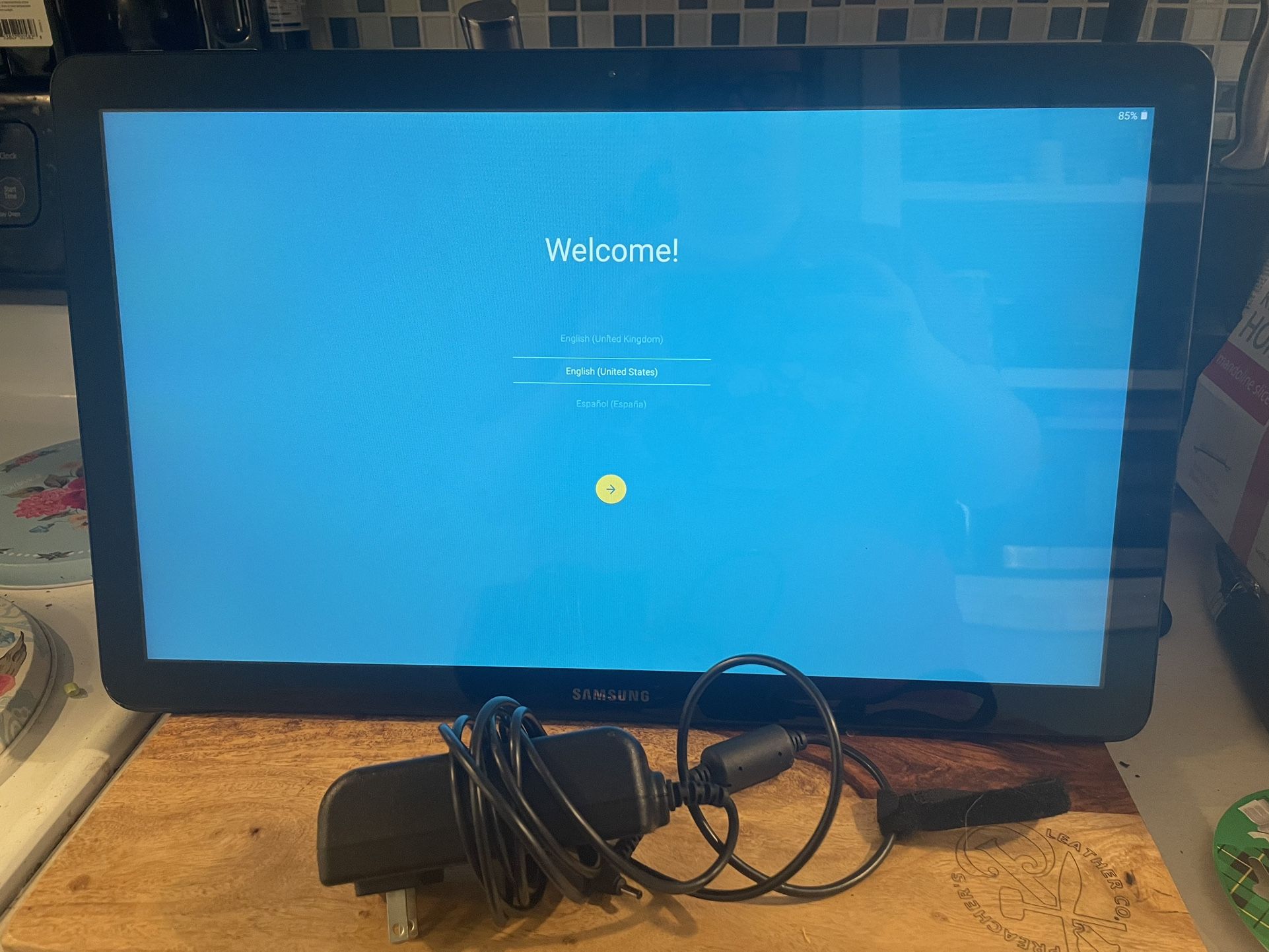 SAMSUNG GALAXY VIEW 18.4" TABLET 32GB SM-T670 WI-FI