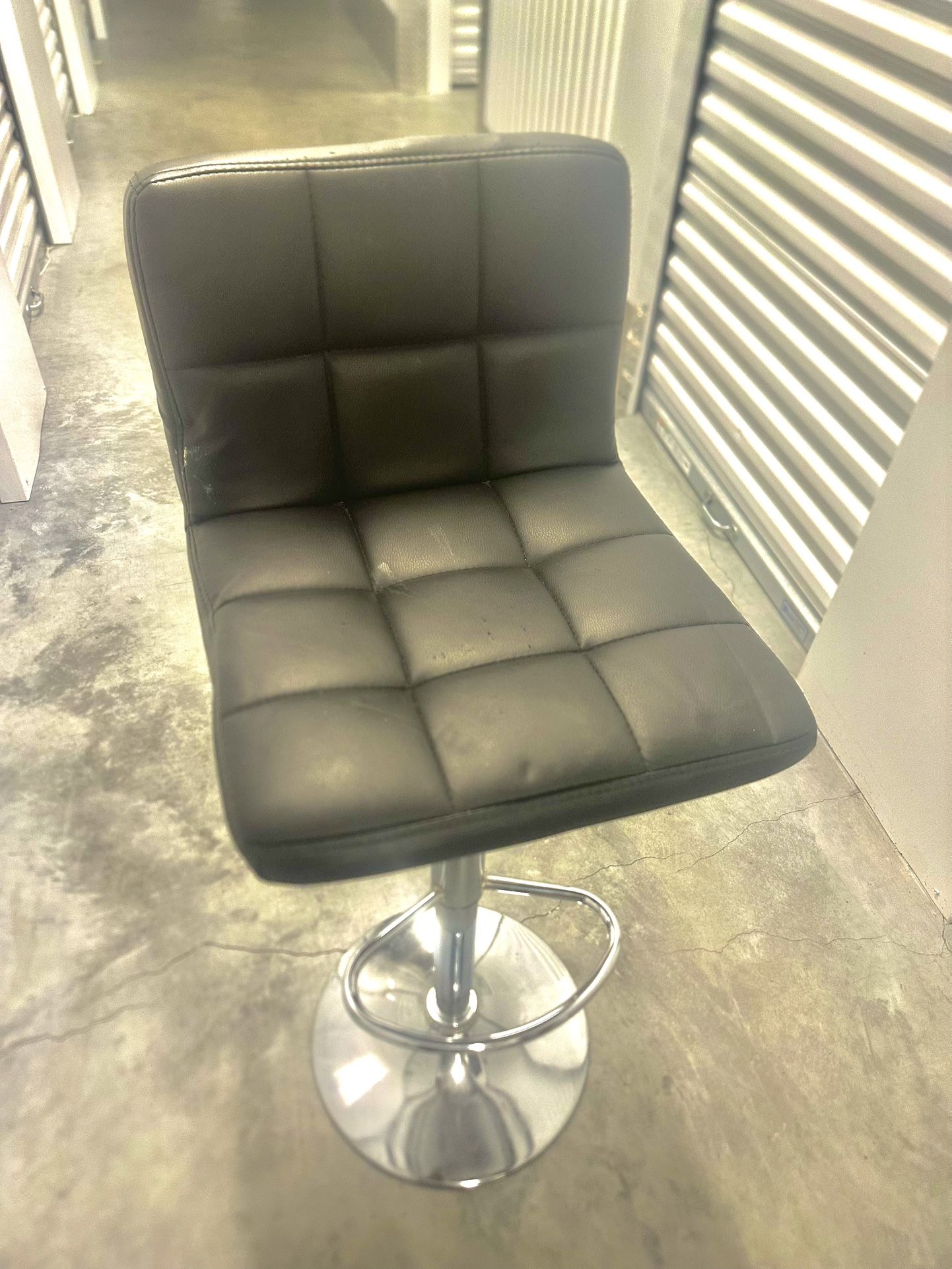 Swivel Upholstered Adjustable Height Counter Stool