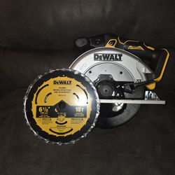 Dewalt Circular Saw With E Brake 