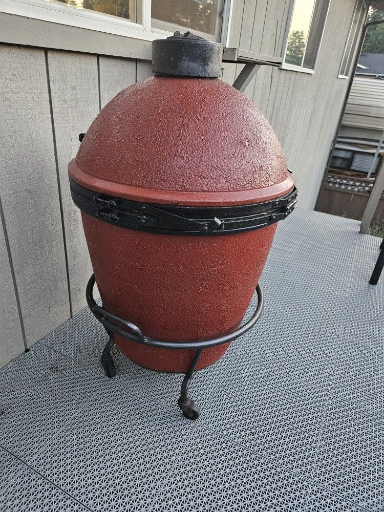 Large Kamado Outdoor BBQ/Grill