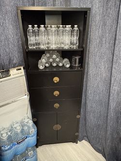 Black Shelf