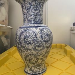 Fine Porcelain Vase