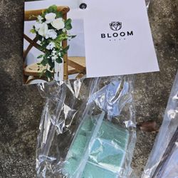 Flower Arrangement Helper