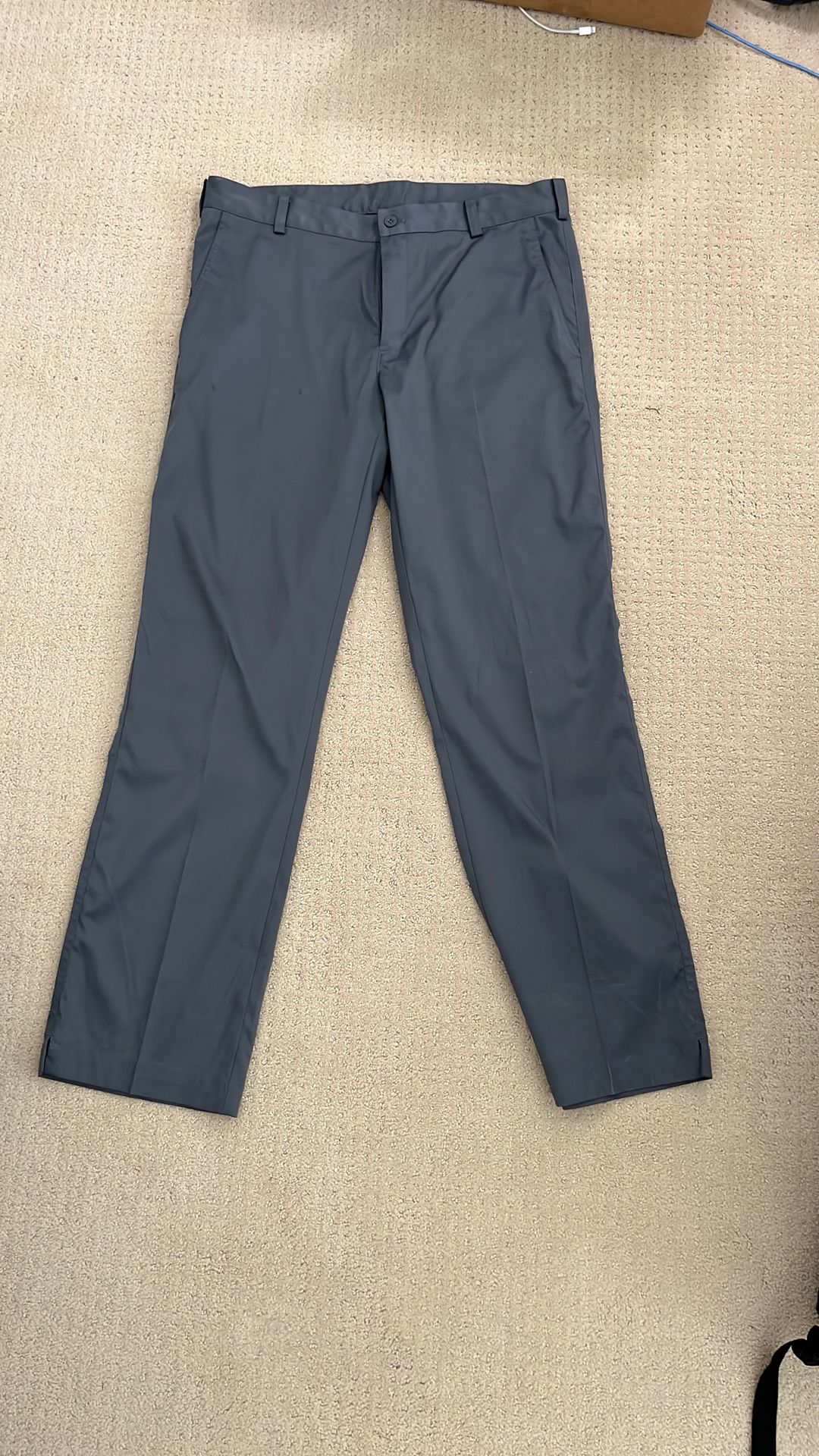 Nike Dri-Fit Golf Pants 34/32 Gray