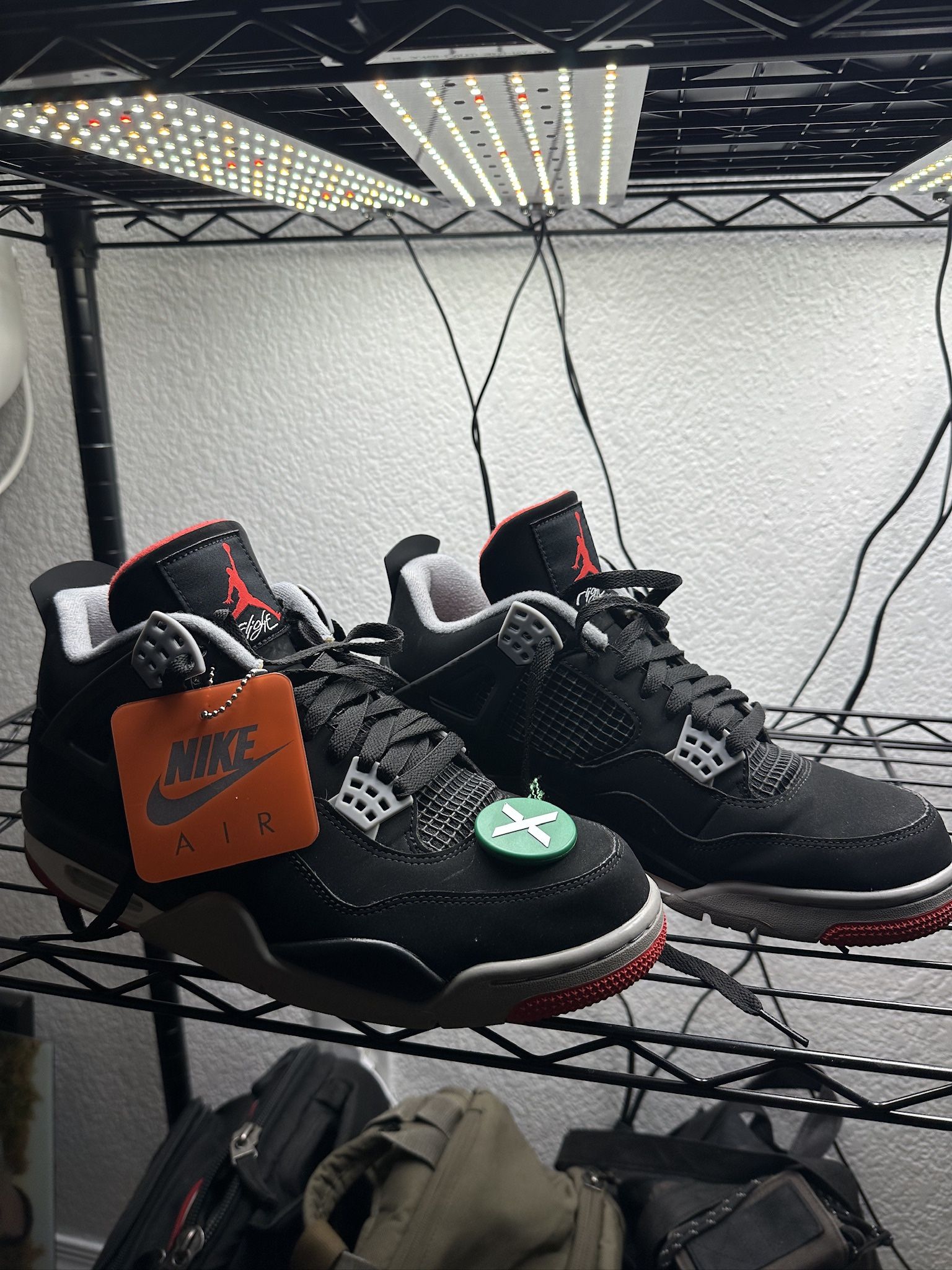 Jordan 4 BRED Size 10.5