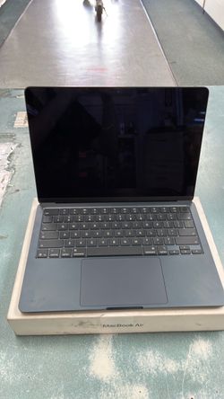 MacBook Air M5 24GB 1TB storage