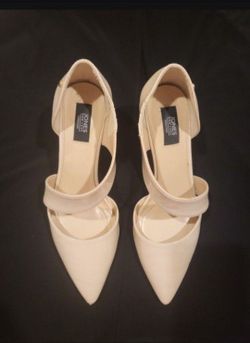 Jones New York Nude Color Heels- Size 8.5 M