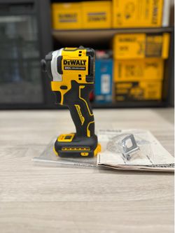 DEWALT ATOMIC 20V MAX Brushless 1/4 in. Cordless Impact Driver (DCF850)
