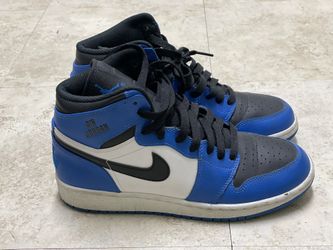 Jordan 1s Size 6