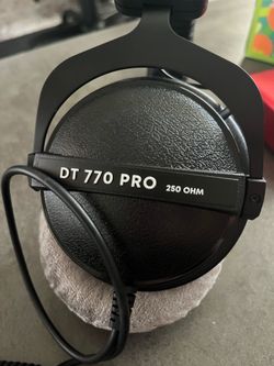 DT 770
