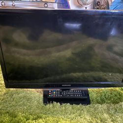 Samsung Tv Monitor 24” Hdmi Remote