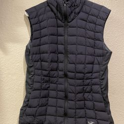 ARC’ TERYX WOMAN VEST LARGE
