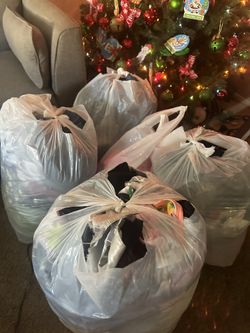 Tengo Un Monton De Ropa 