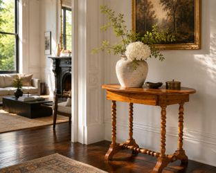 Vintage / Antique Spindle-Leg Oval Occasional Table, Late 19th-Century Style
