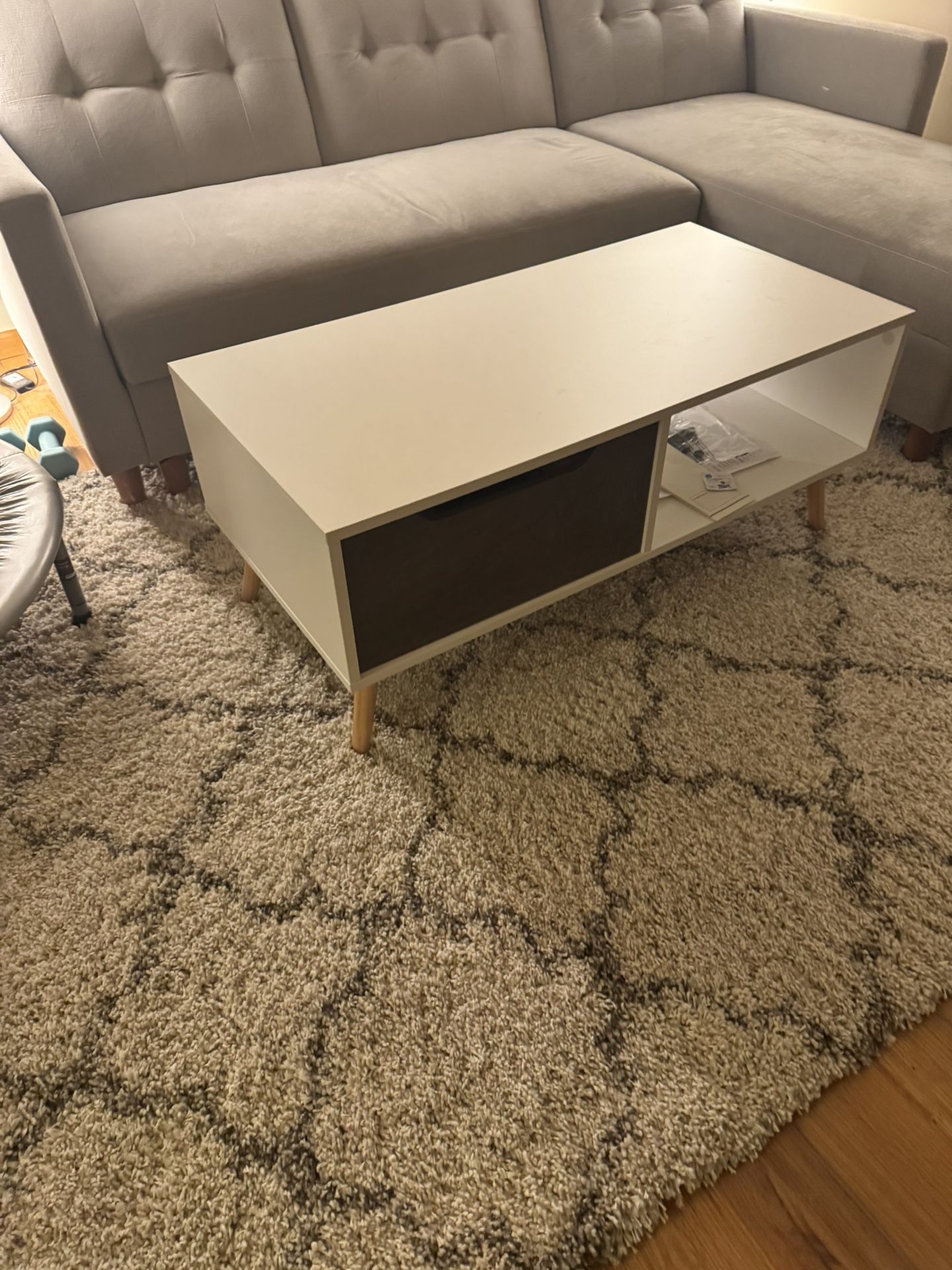 Coffee Table - Great Condition 