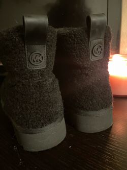 Micheal Kors Boots