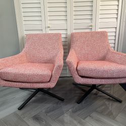 Accent Chairs 