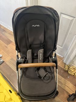 Nuna triv stroller