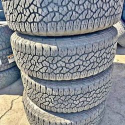 275:65R20 Vendo Un Set De Llantas Goodyear Excelente Condición De Vida Las Cuatro 