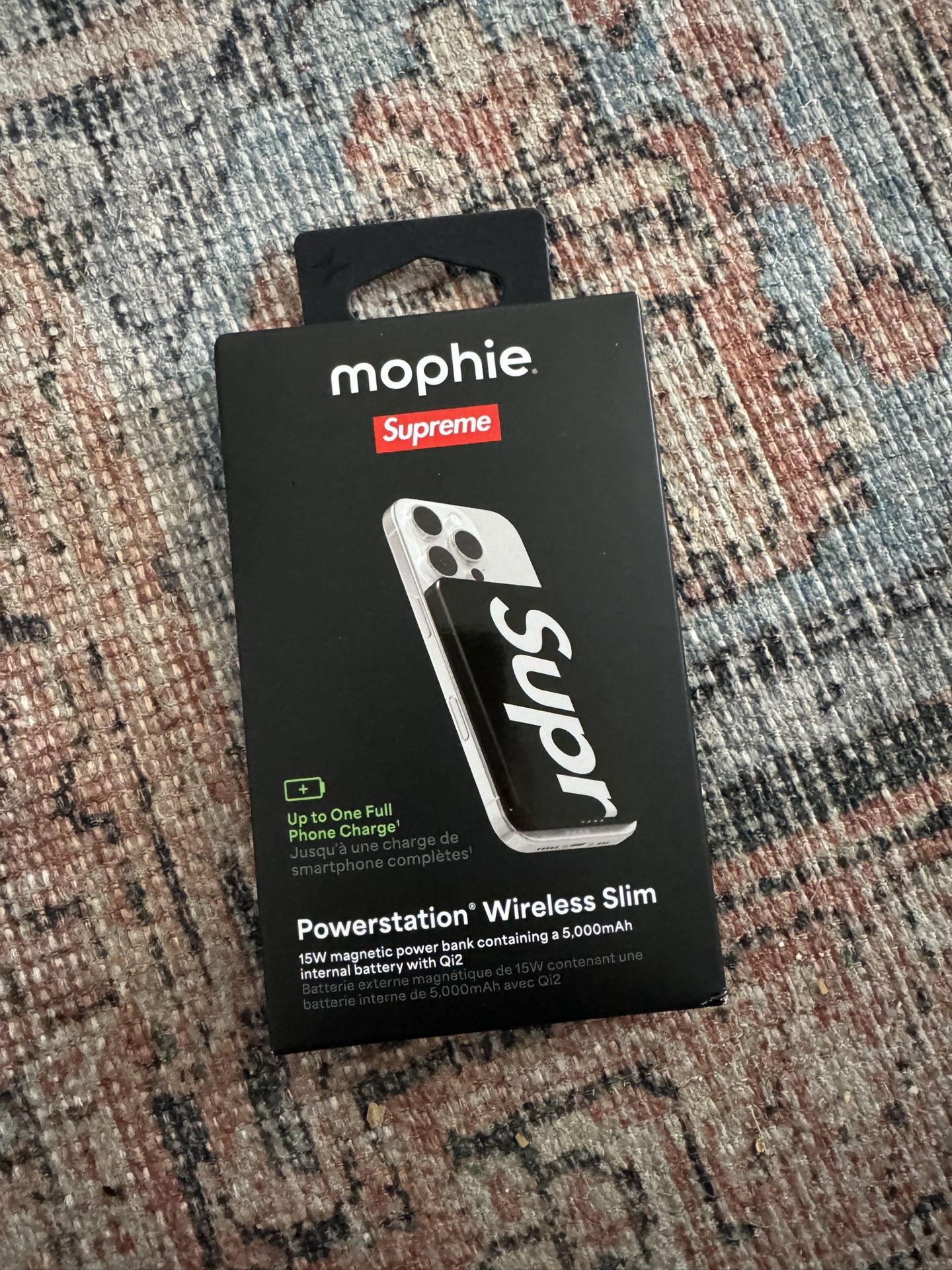 SUPREME Mophie Powerstation Wireless Slim Charger