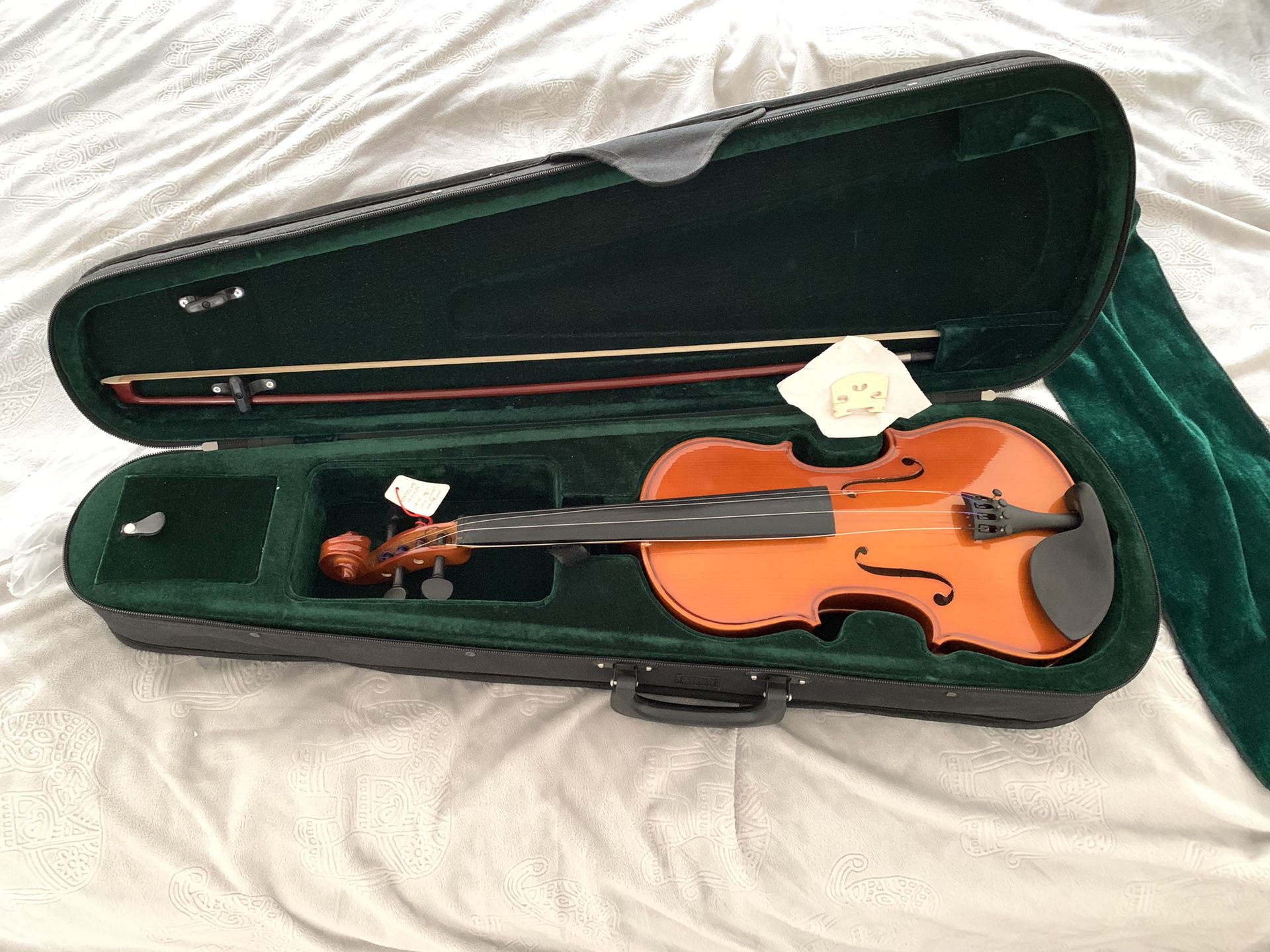 Brand NEW Handmade Full Size Violin - Absolutely Lovely