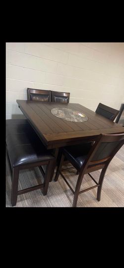 New 5pc Counter Height Set 