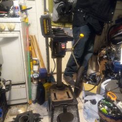 Central Machinery.    8" Drill Press 
