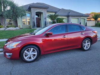 2013 Nissan Altima SV- Gas Saver