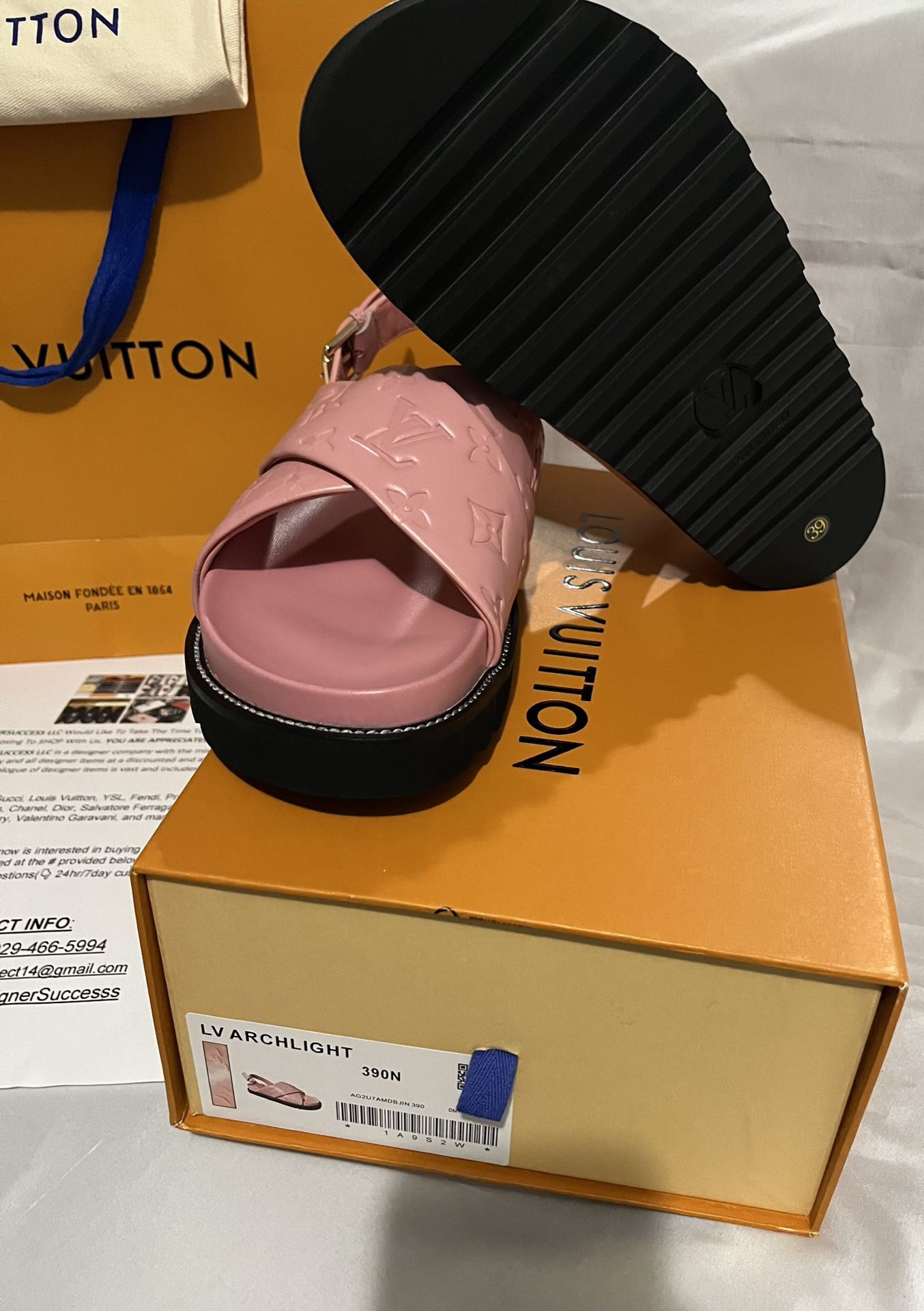 Brand New authentic Louis Vuitton Pink Monogram Paseo Flat Comfort Sandals  (Size: Euro 39, woman's 8) for Sale in Valley Stream, NY - OfferUp