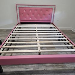 Brand New Pink Faux Leather Full Size Platform Besframe