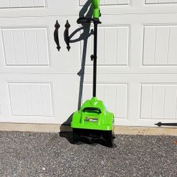 Greenworks 12in Electric Corded Snow Shovel / Snowblower 