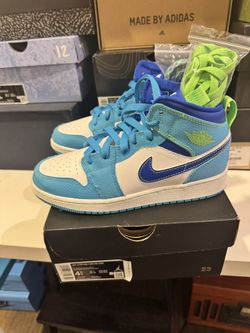 Air Jordan 1 Mid DK Powder blue/Racer Blue