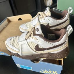 Nike Zoom Field Jaxx 