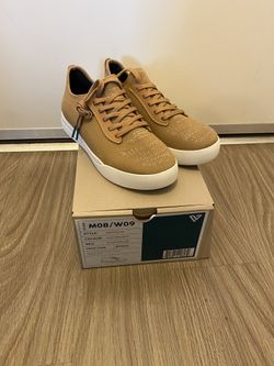Men’s Vessi Shoes (SIZE 8 & BRAND NEW) 