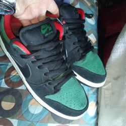 Nike SB Dunk Low Reptile Gucci 