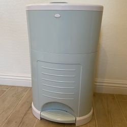 Dekor Plus Diaper Trash Can 